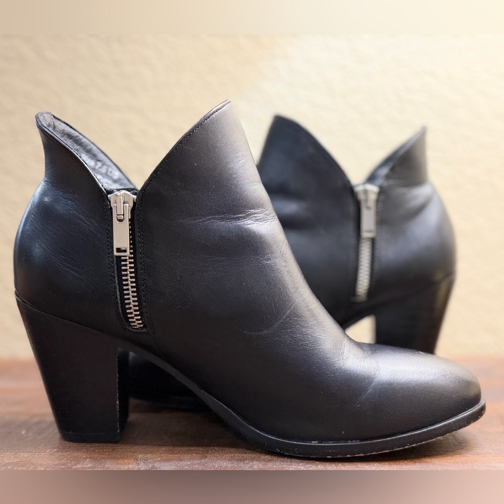 Thursday Uptown Leather Ankle Boots, Sz 7.5 - Picture 8 of 11